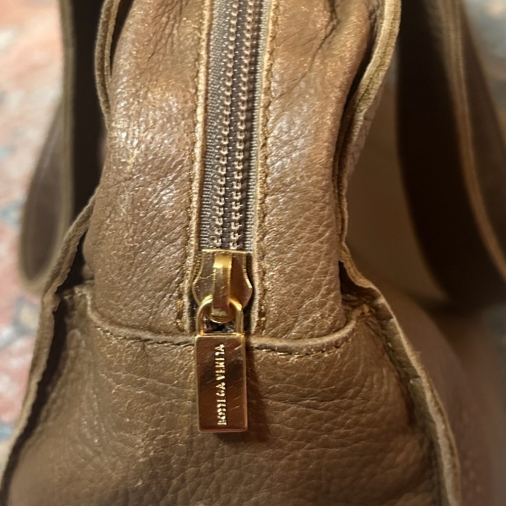 SOLD❤️ BOTTEGA VENETA Lambskin Leather Tote Shoulder Bag Taupe Brown Tan - Picture 5 of 16